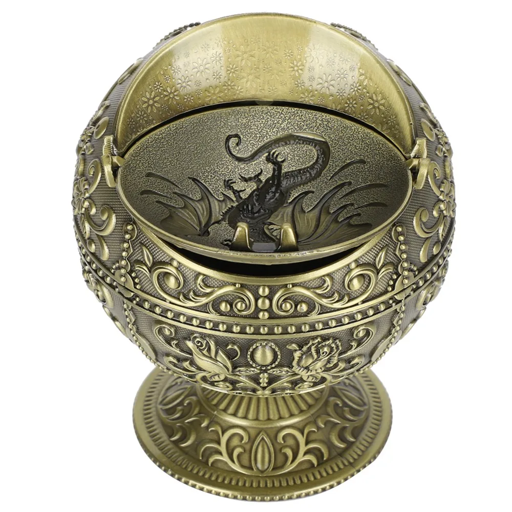 

Zinc Alloy Vintage Ashtray 3D Dragon Relief Flip Lid Windproof Ashtray Windproof Lid Brass Ashtray with Lid Fantasy Room