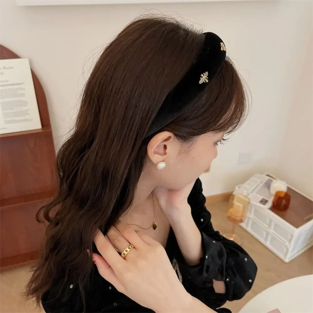 

Fashion Hair Accessories Retro Hair Hoop Bee Korean Style Wide Brim Hair Hoop Headpiece Velvet French Headband Girls/Female