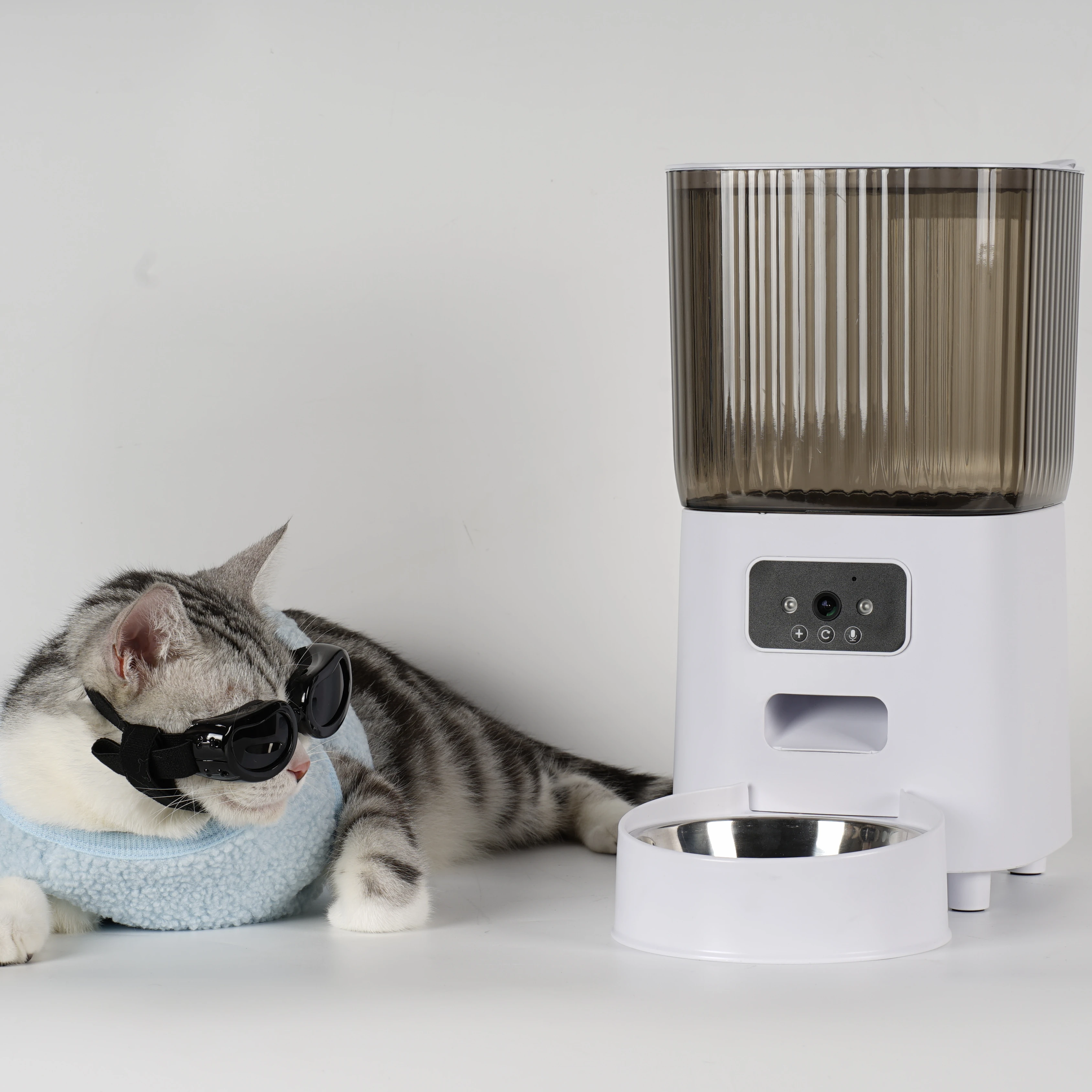 

5л большой Wi-Fi контроль дозатор корма для кошек умная автоматическая кормушка для домашних животных с камерой прямая трансляция видеозвонок поддерживается