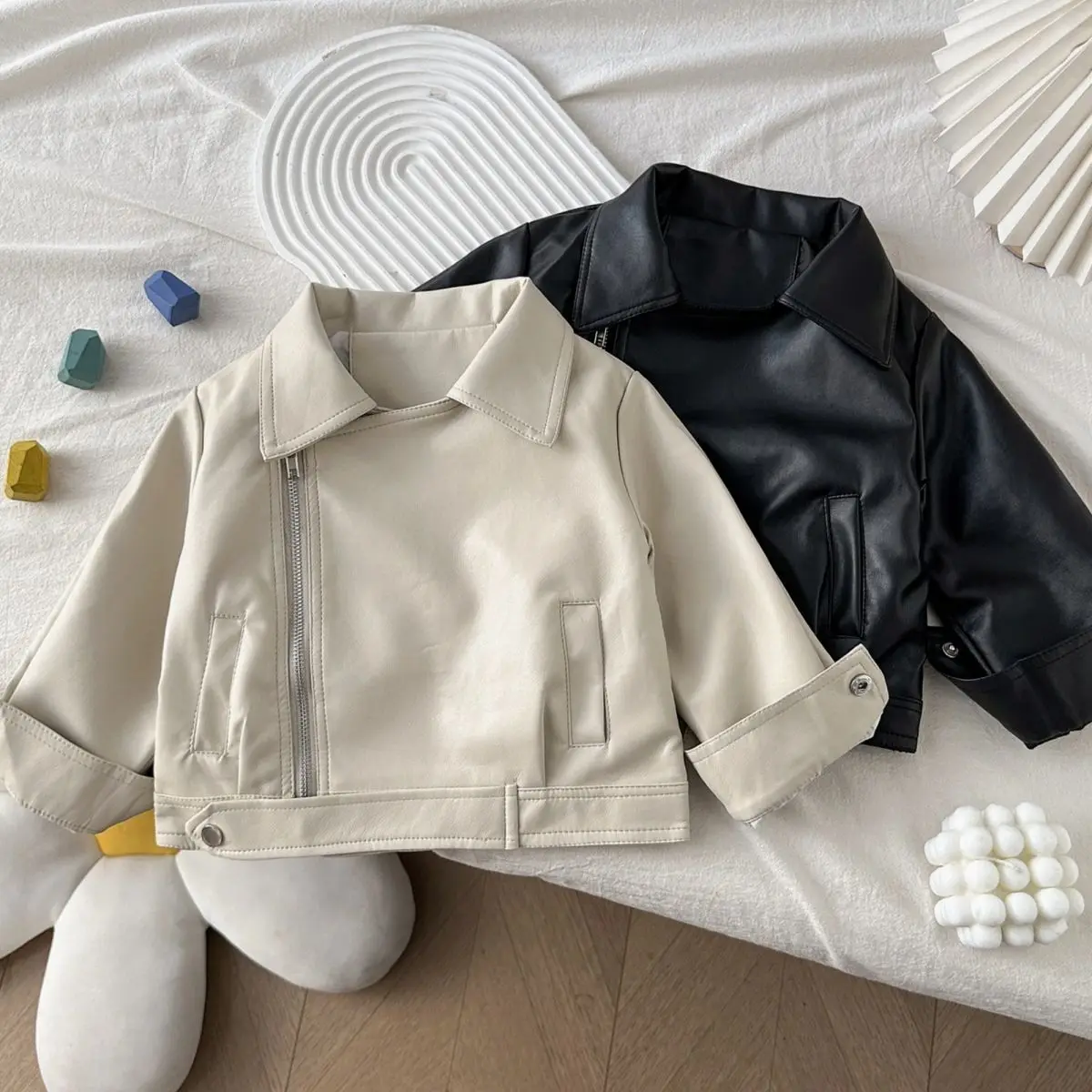 Spring and Autumn Children's Leather Jacket Fashion Boys and Girls Collar PU Leather Jacket Students 1-9 Years Old