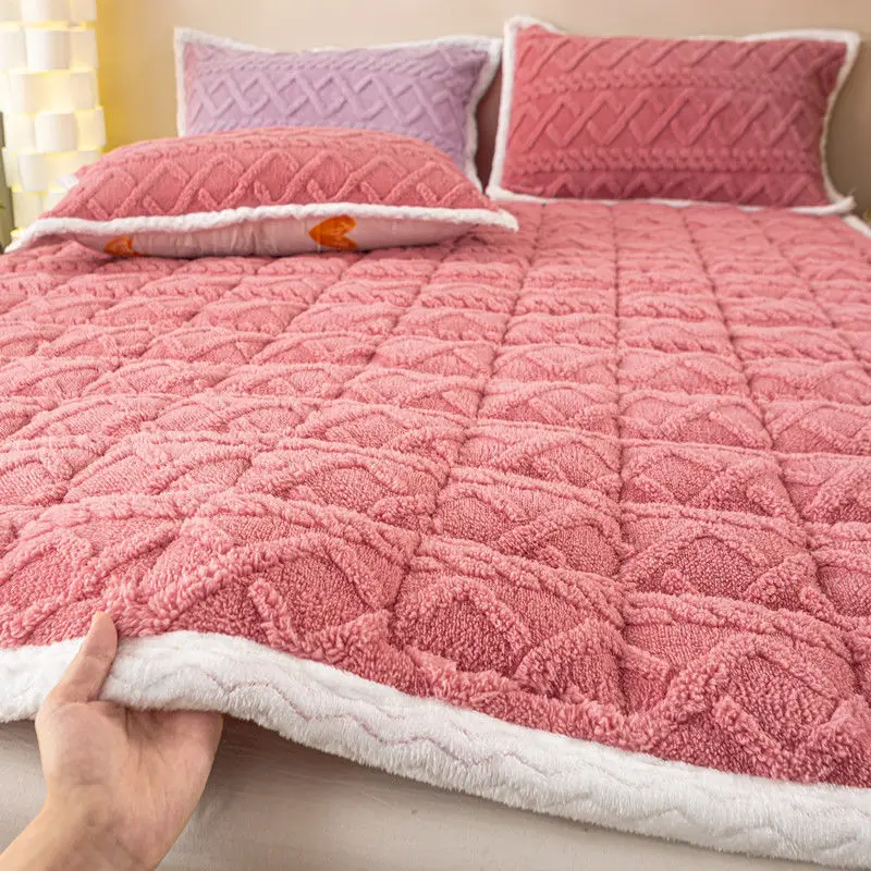 Thick Fleece Mattress Pad Warm Coral Fleece Bed Blanket Pads for Winter Solid Color Mattress Protector Cover for Double Beds