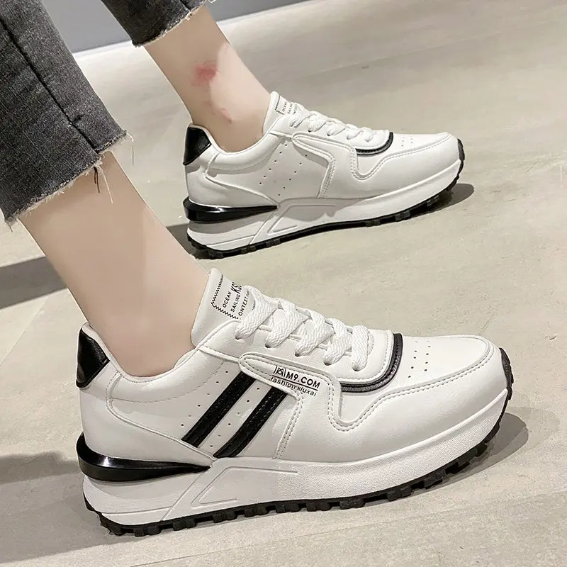 Zapatos Deportivos blancos transpirables y cómodos, zapatillas vulcanizadas con cordones, plataforma para correr, tendencia, novedad