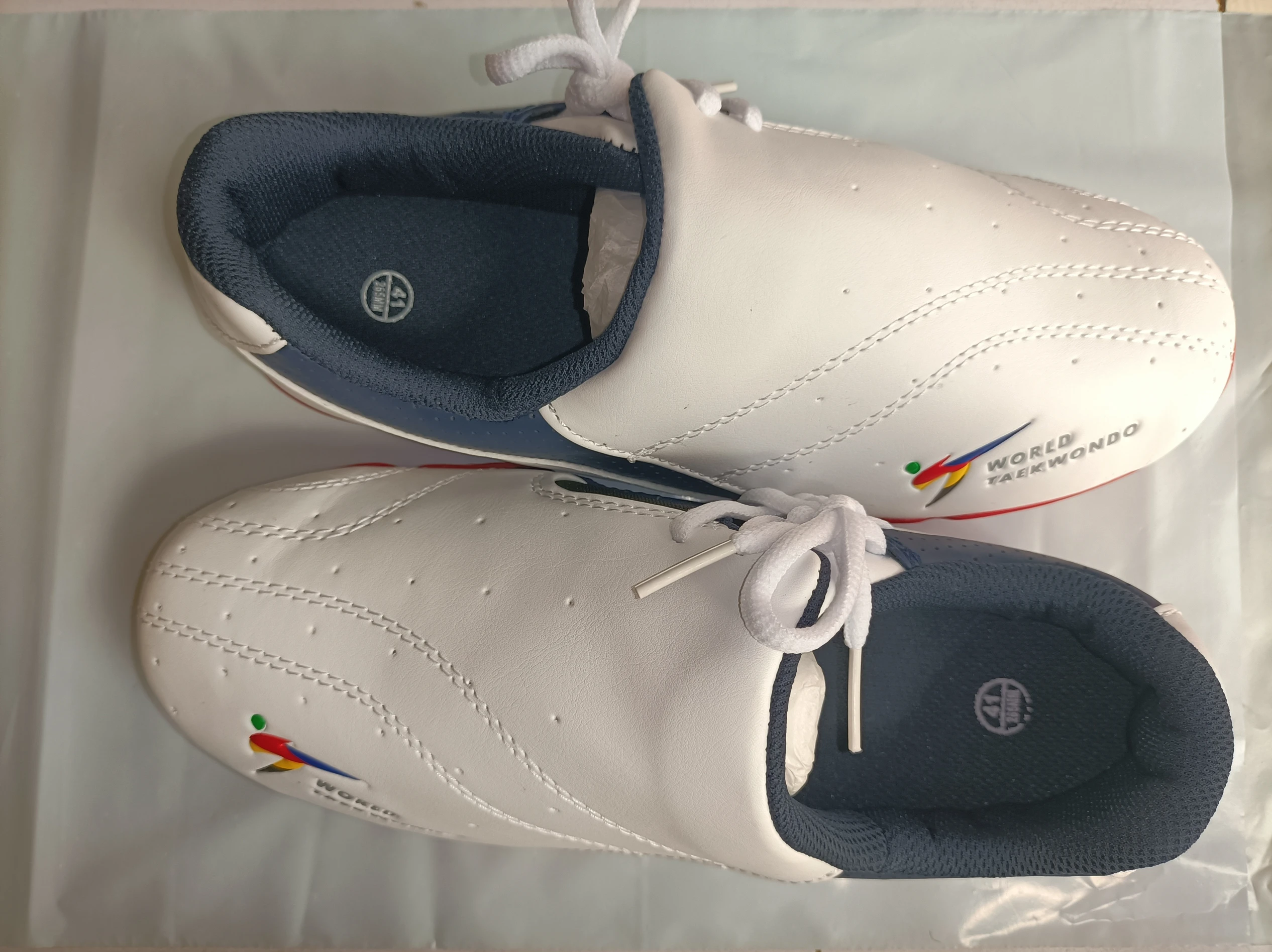 Men's Professional Taekwondo Training Shoes Comfortable and Durable Combat Sports Footwear Unisex Taekwondo Shoes