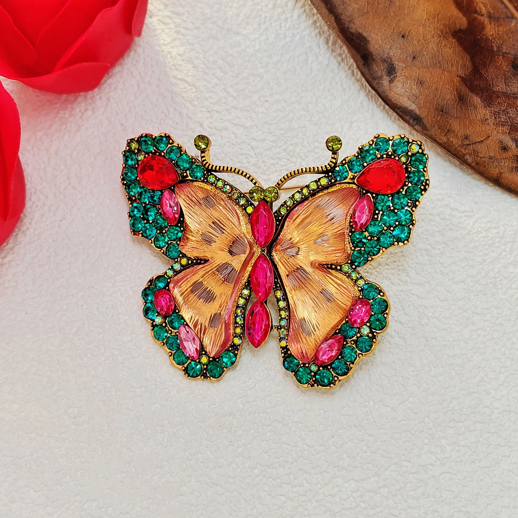 Brillant Green Crystal and Pink Enamel Butterfly Brooch Pin Women Insect Jewelry