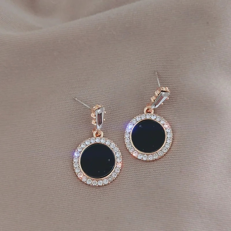 

New Temperament Crystal Black Heart Drop Earring For Women Round Square Earrings Girl Party Wedding Engagement Jewelry Gifts