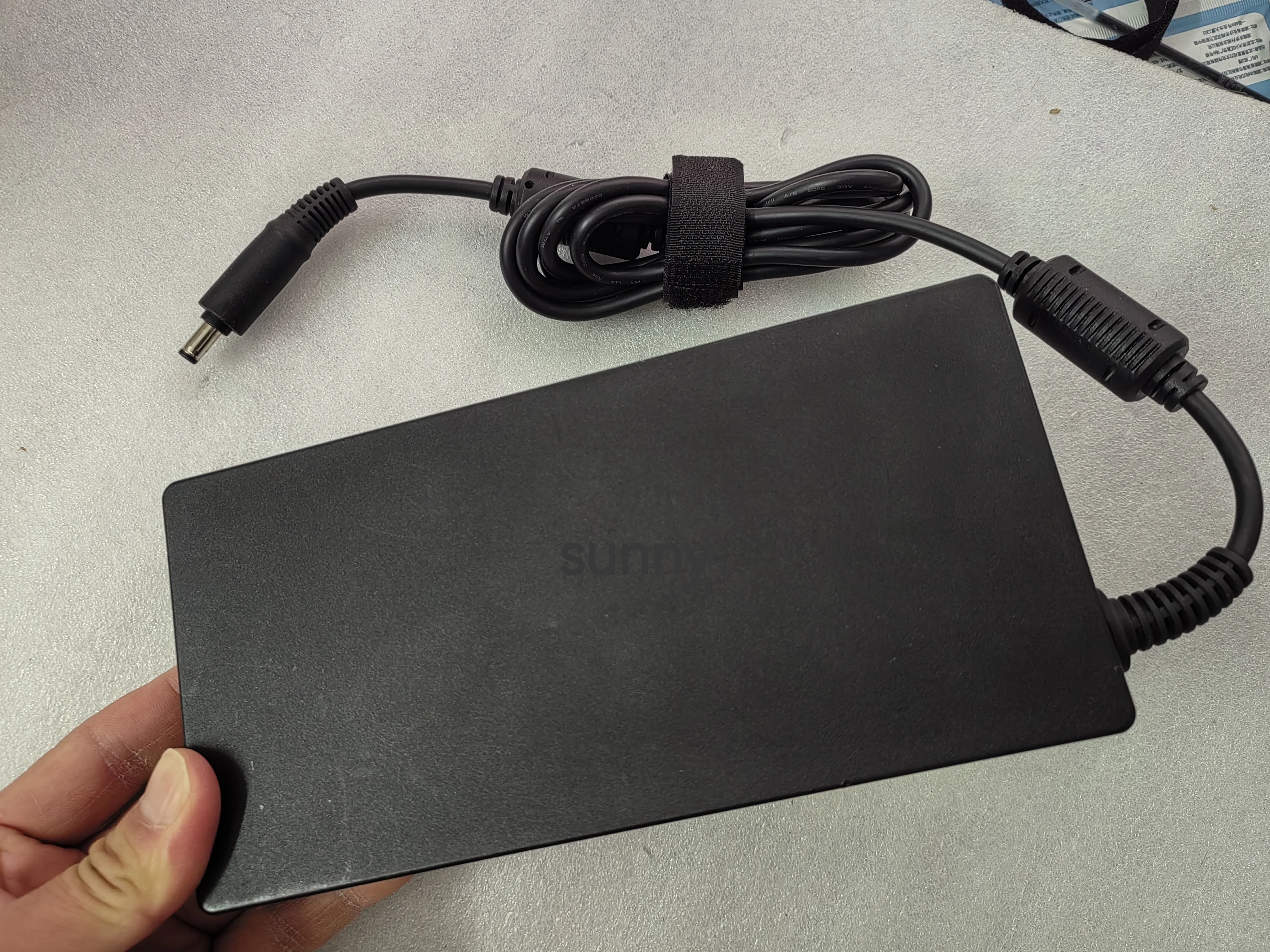 OEM Delta Slim 280W 19.5V 14.36A ADP-280DB B(5.5mm*1.7mm) AC Adapter For Acer predator helios 300 N20C11 PH317-56-72SP Laptop