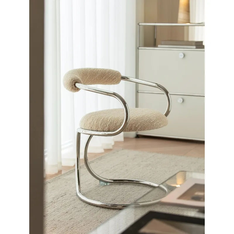

Medieval Bauhaus dining chair Nordic designer creative snake chair home leisure back armchair