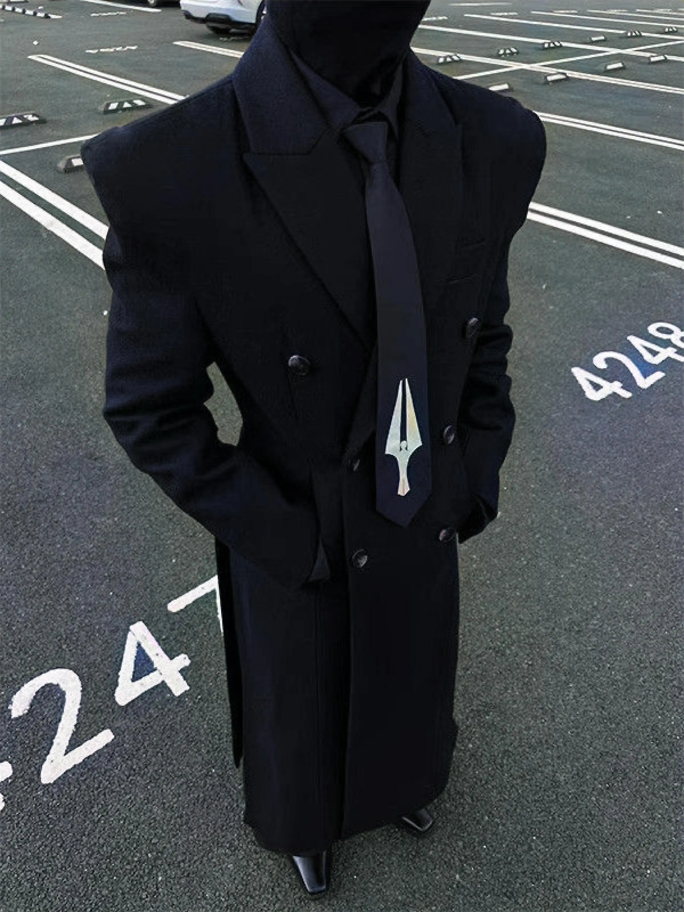 

Мужское длинное пальто из шерстяной смеси в французском стиле: парижская мода, шик, элегантность, изысканность, утонченность, культурность.