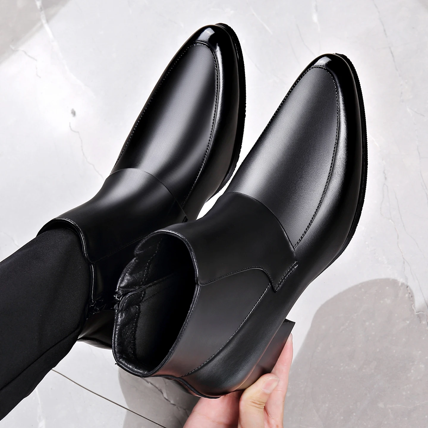 أحذية تشيلسي المدببة للرجال من الصوف الدافئ بسحاب جانبي لزيادة ارتفاع الأعمال من الجلد للرجال دراجة نارية قصيرة باللون الأسود الفاخر #4