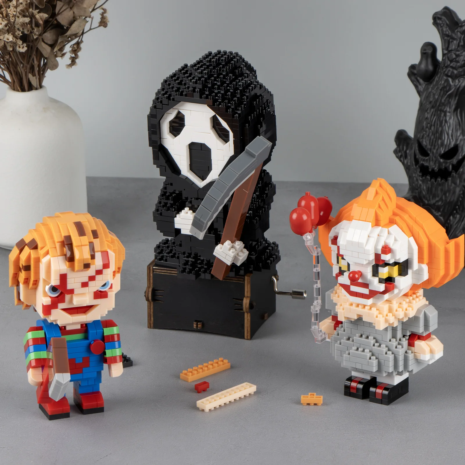 Blocos de construção de partículas de 12cm de altura, brinquedos de montagem, mini enfeites de mesa, decoração de quarto, Halloween, Natal, anime, desenho animado, kawaii