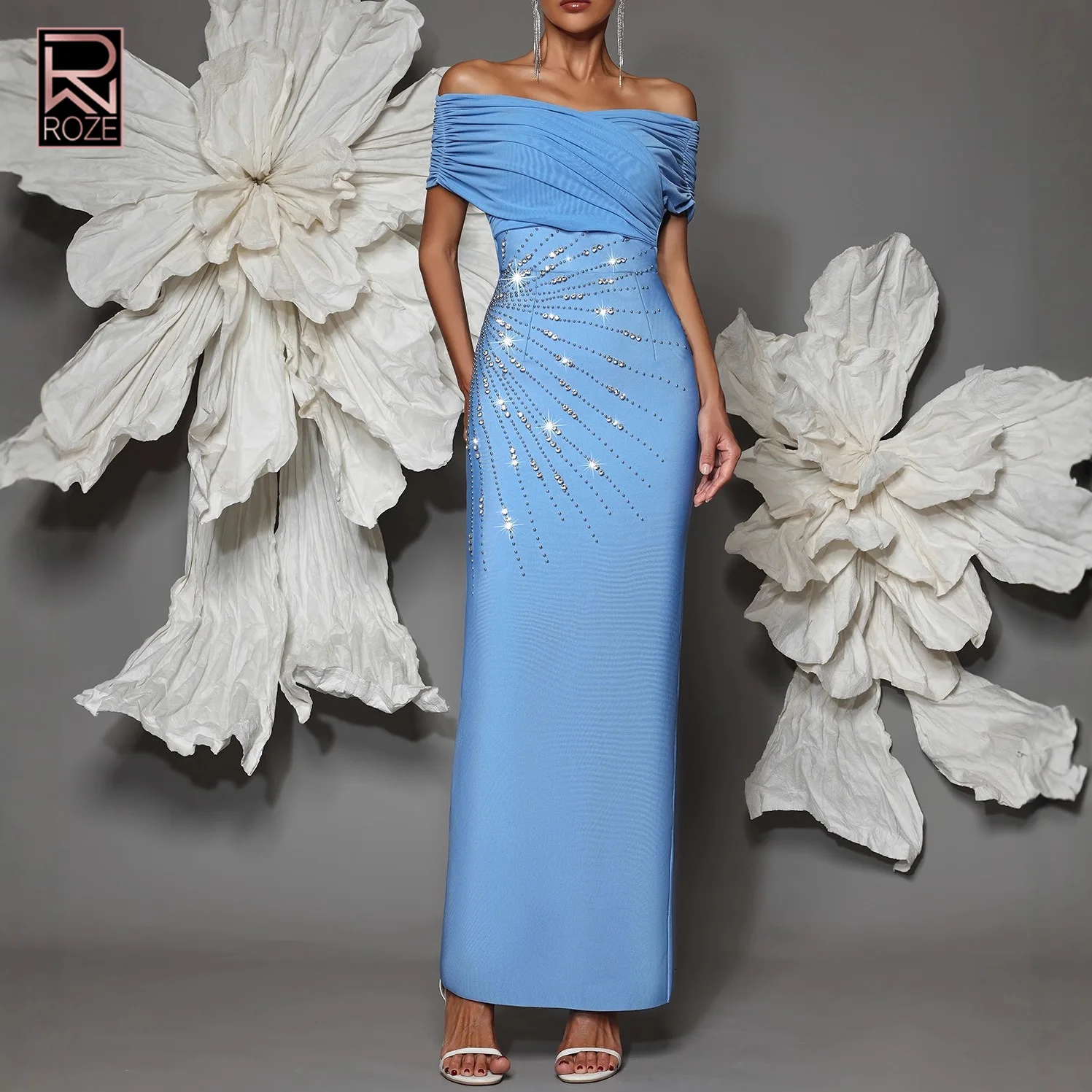 プレミアムオフショルダーストラップレスイブニングガウン（女性用）、輝くスパンコール付きスリムフィットマキシドレス、体型を美しく見せるバンデージドレス