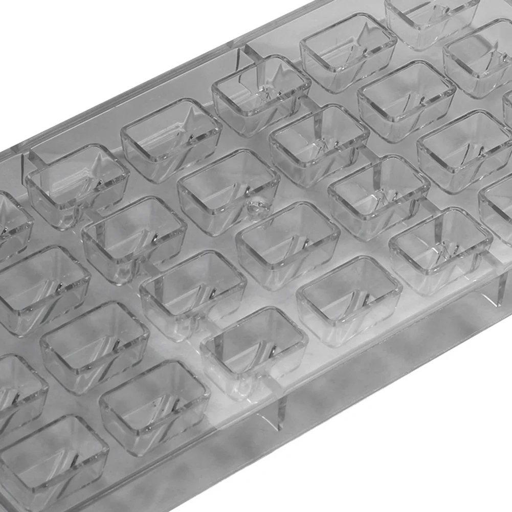 

RR-2 Pcs Shell Shape Hard Chocolate Mold 3D Sea Shell Polycarbonate Clear Ice Jelly Candy Mould