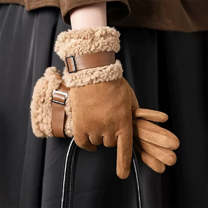 Damen-Winterhandschuhe mit Fleecefutter, warm, winddicht, kältebeständig, Plüschdekoration, Touchscreen-kompatibel, geeignet für