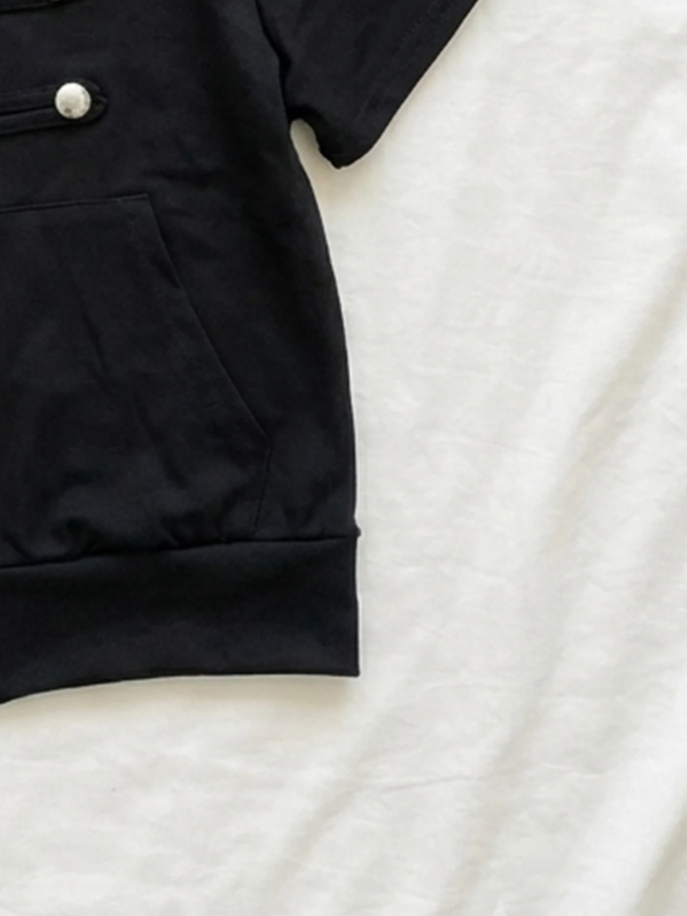 Koreanisches Sommer-Hoodie mit Reißverschluss und kurzen Ärmeln, mit Taschen, süßes und cooles doppelreihiges Retro-Top im Spicy-Girl-Stil. – Detail 11