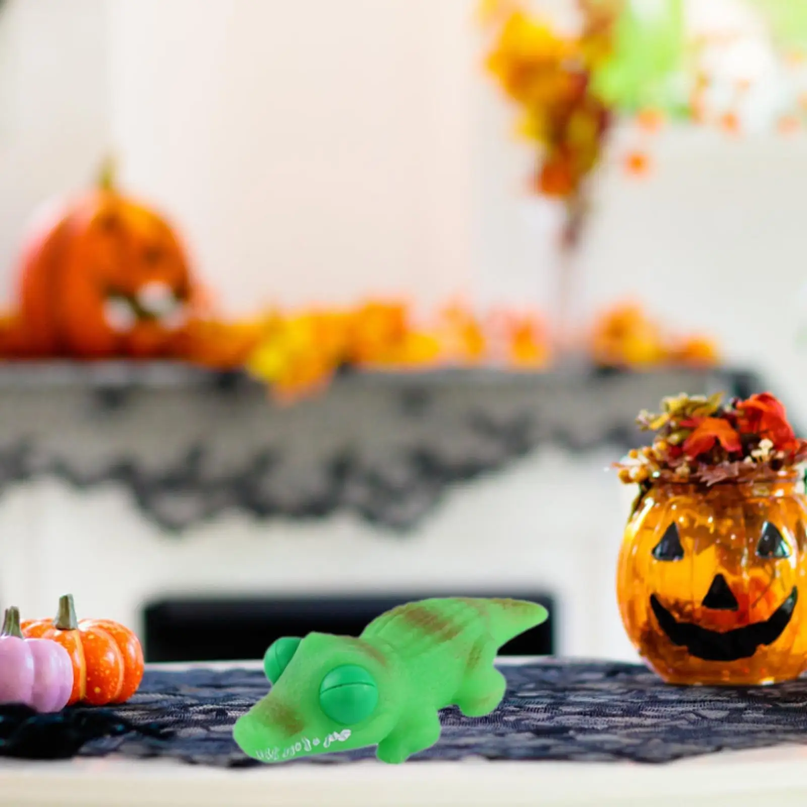 Burst Out Eyes Miniature Doll Vinyl Material Reusable Fidget Sensory Toy Party Favor for Halloween Decoration