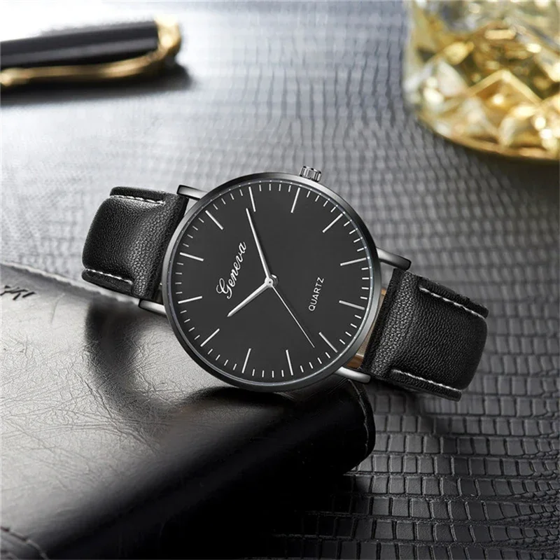 Minimalistische Herenmode Horloges Eenvoudig Heren Zakelijk Lederen Quartz Horloge Goud Sliver Wijzerplaat Polshorlogio Masculino