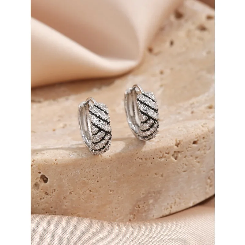 

InsS925 Серебряные простые серьги-гвоздики с черным потоком, модные темпераментные легкие роскошные новые серьги-гвоздики, ювелирные изделия