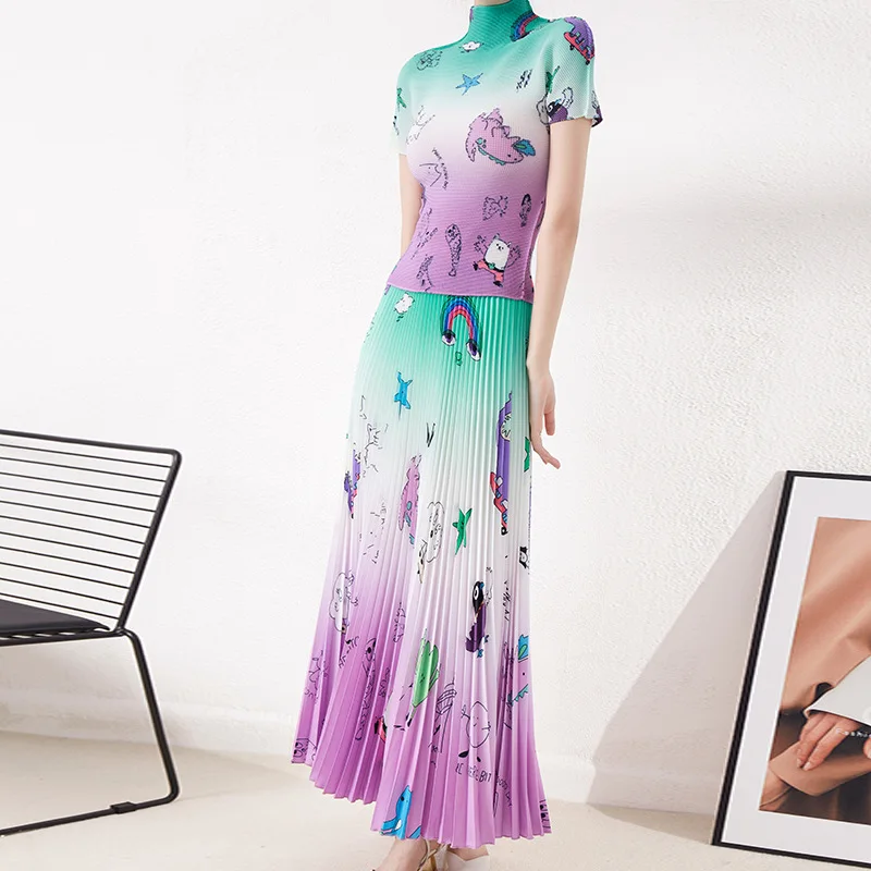 

Новое осеннее поступление, футболка с мультяшным принтом и юбкой, комплект женской футболки Ele Sle, сложенная юбка, комплект из двух предметов