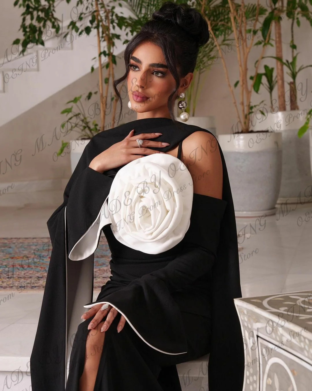 Kanovaren Zwart Satijn A-Lijn Galajurk Elegante Cape Enkel Lengte Arabia Formele Avond Feestjurk Voor Vrouwen Eenvoudige Celebrity Jurk