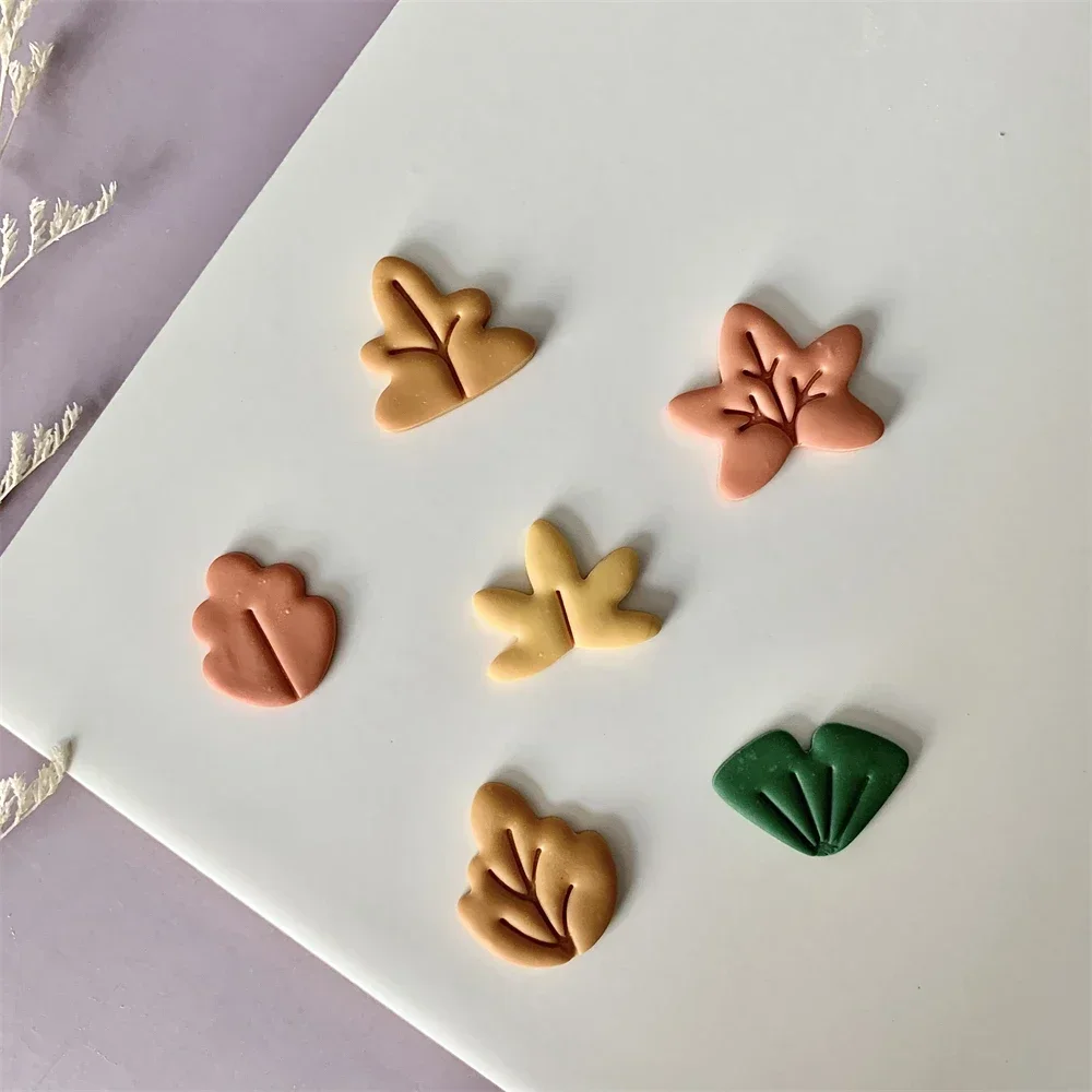 6 Pcs/set Mini Leaves Polymer Clay Earring Molds Fall Leaf Pattern Dangle Clay Cutters for Pendant Jewelry Handmade Cutting Tool