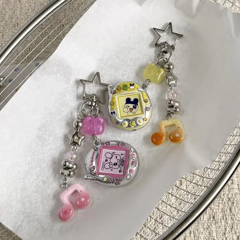 Tamagotchi Perlen-Schlüsselanhänger, Niedlicher 2D Anime-Anhänger Mametchi Mimitchi Kuchipatchi Cartoon-Charms für Rucksack- und Taschendekoration – Detail 7
