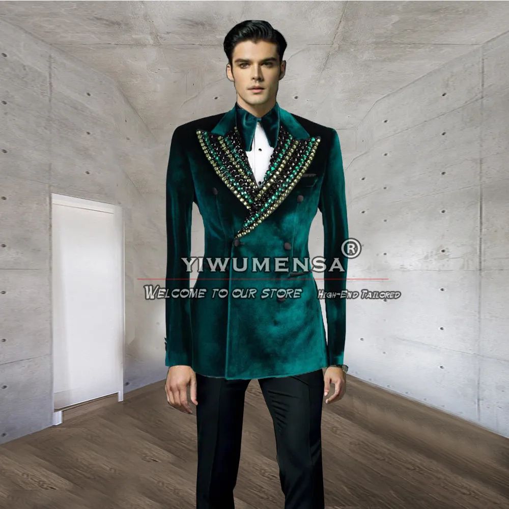 

Green Velvet Suits Men For Wedding Crystals Beaded Stone Lapel Jacket Pants 2 Pieces Groom Wear Man Tuxedos Skinny Costume Homme