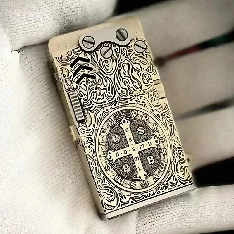 Handmade Brass Mechanical Automatic Ignition Kerosine Lighter and Titanium Alloy Material Gift Box Smoke Accesoires