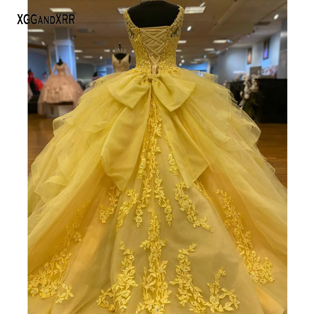 Vestidos de quinceañera amarillos, cuello en V, Espalda descubierta, Apliques de encaje con flores, vestido largo 15 16 dulce, cumpleaños, baile de graduación, 2023