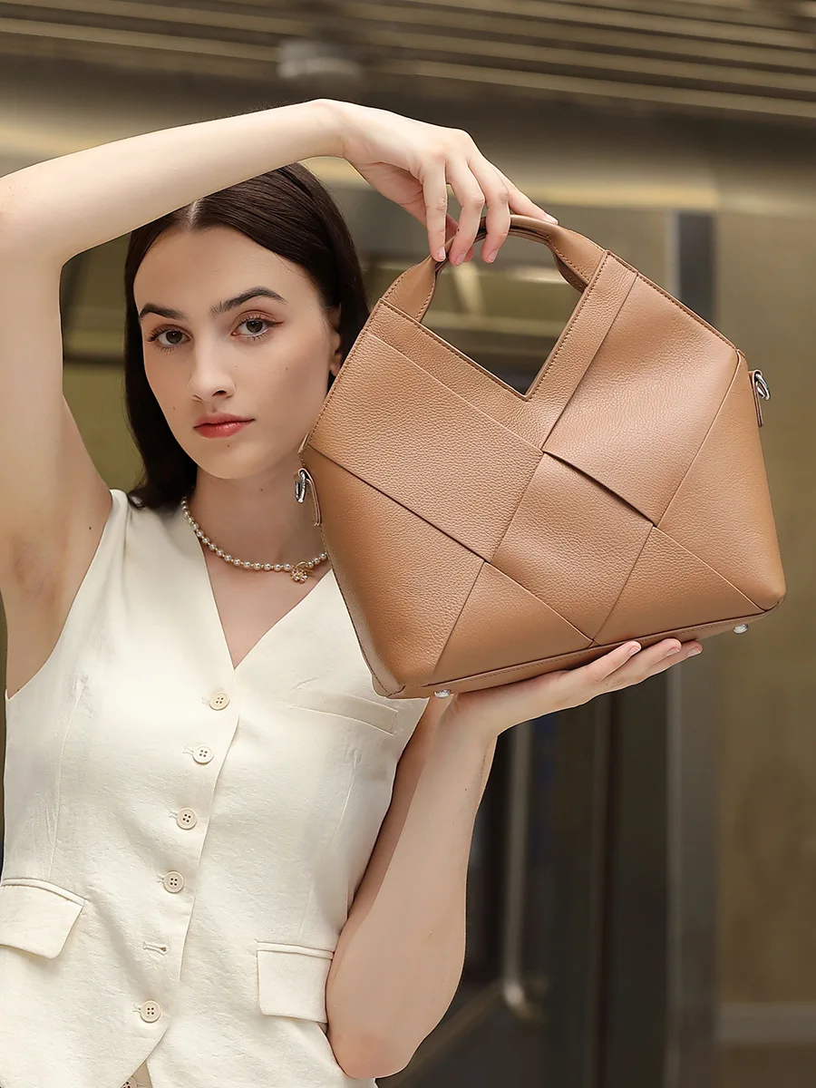 

Cross-border genuine leather woven handbag with inverted triangle design stylish soft leather tote/crossbody bag for women