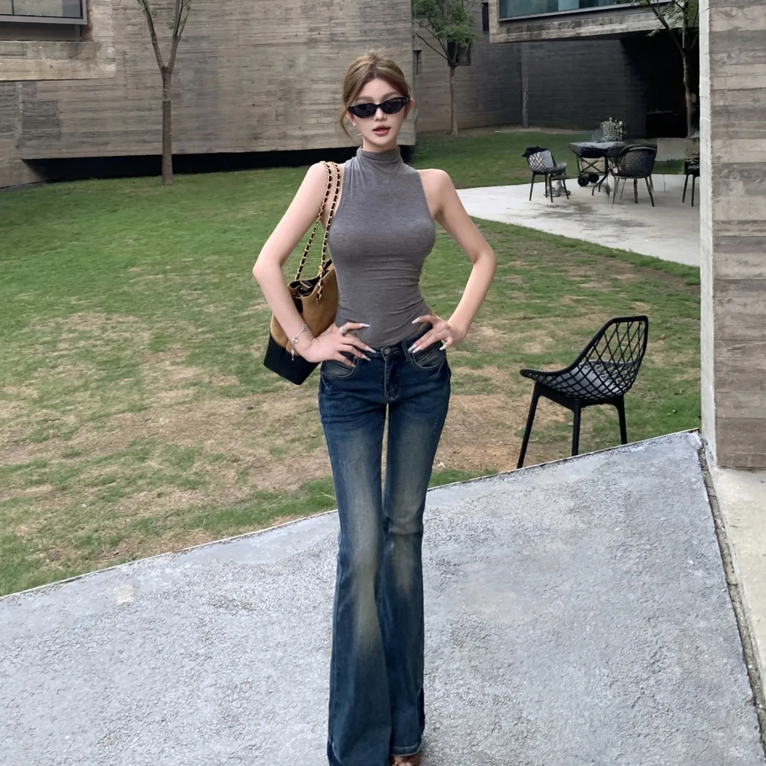 

Осень 2023, женский комплект из жилета и расклешенных джинсов с высоким воротником и эффектом похудения, винтажная одежда для поездок на работу