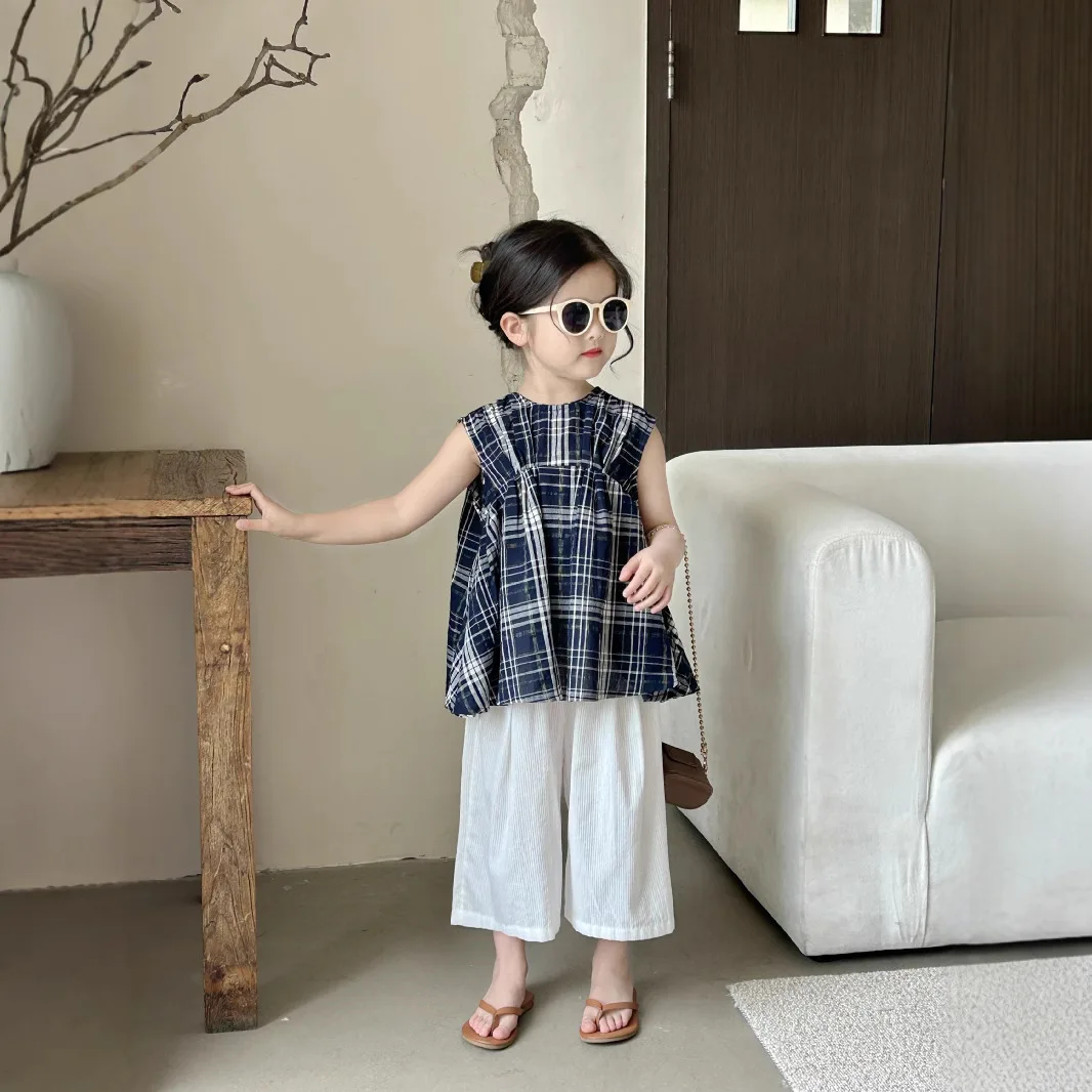 

Girls Set 2025 Summer New Childrens Wear Korean Style Girl Baby Retro Plaid Round Neck Shirt Cropped Pants Two-piece Set