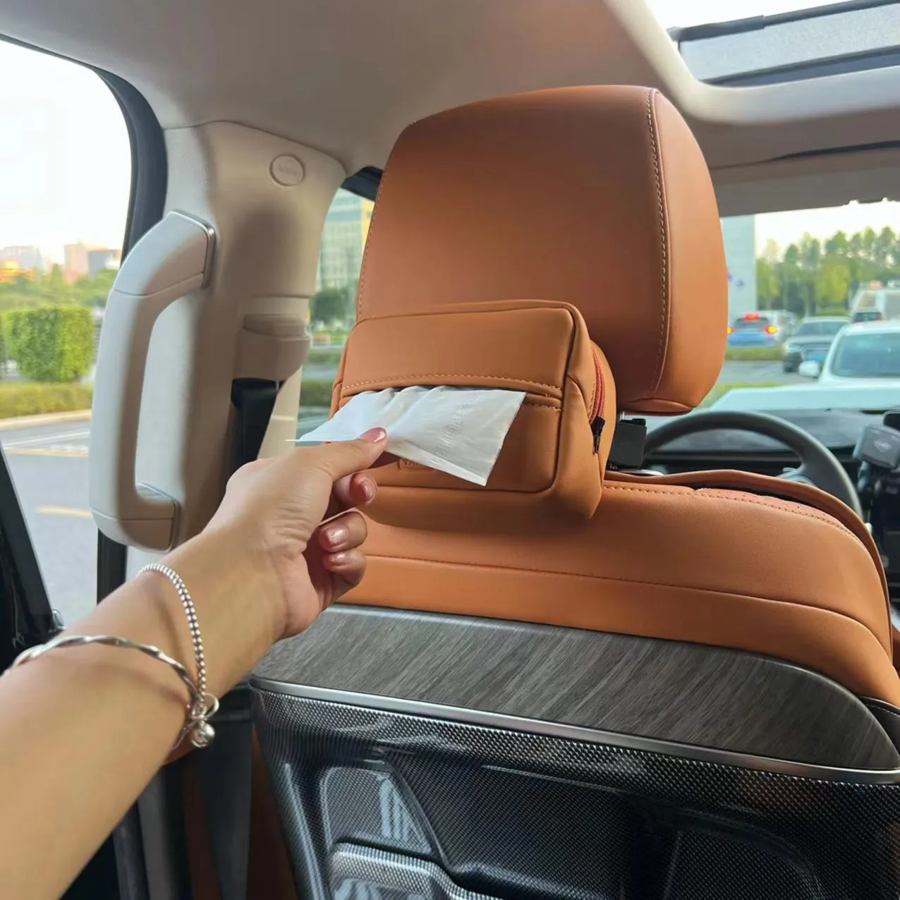 

Suitable for Tank 500Hi4T/Hi4Z Hybrid Oil Car Special Car Tissue Bag Seat Back Tissue Box Paper Bag Hanging Type