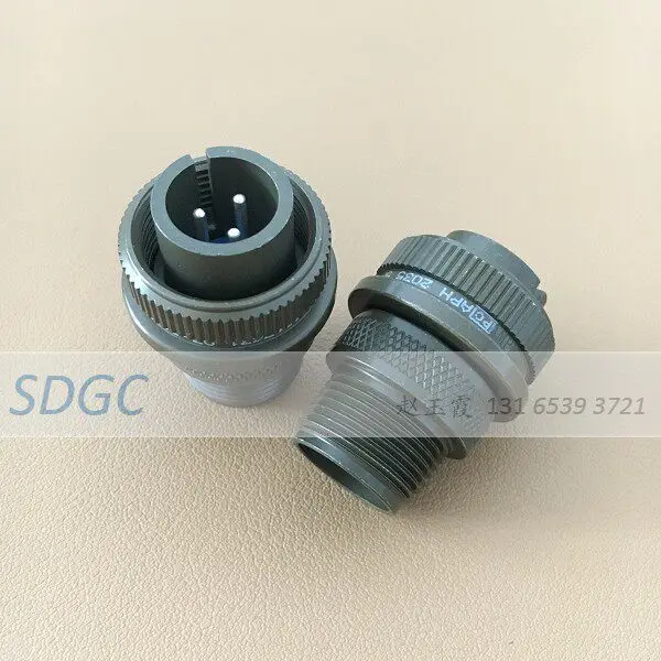 97-3106A-14S-7P Genuine In Stock 3 Position Male Pin Housing Connector Amphenol