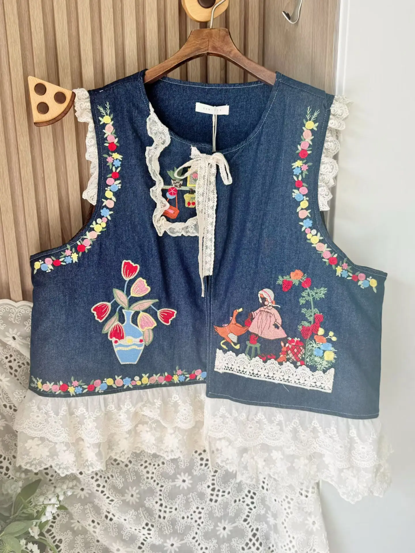 

Зимний хлопковый джинсовый лоскутный кружевной жилет с вышивкой для женщин, винтажный жилет в стиле Лолиты, милый кавайный жилет Goblincore Cottagecore