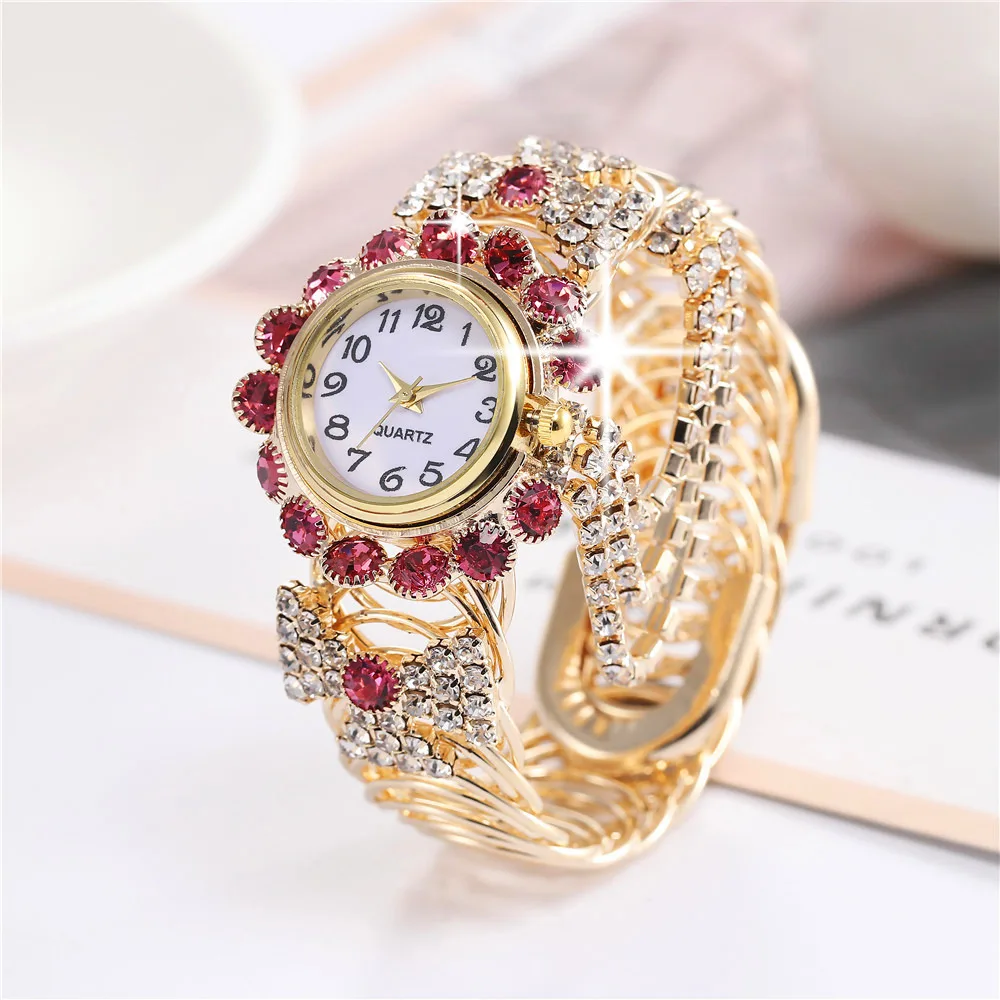 Trendy fashionable and beautiful women's watch with diamond studded digital quartz decoration bracelet for women