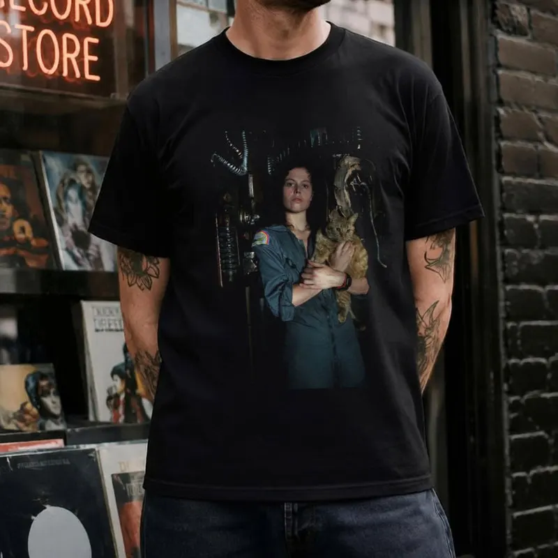 Sci-Fi Horror Alien LV-426 Ellen Ripley Vintage Xenomorph Movie Graphic T-Shirt Short-Sleeve Unisex Tee S-6XL