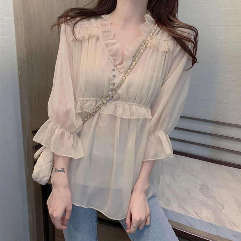 

Sweet Fairy Doll Short Sleeve Chiffon Top Women's Summer New Style Belly Cover Fashionable Korean Version V-neck Button Detail