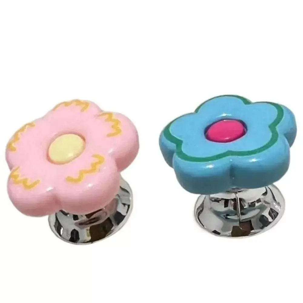 New Cute Flowers Toilet Seat Long Nail Resin Toilet Button Universal Bathroom Flush Auxiliary Switch Water Tank Button Aid