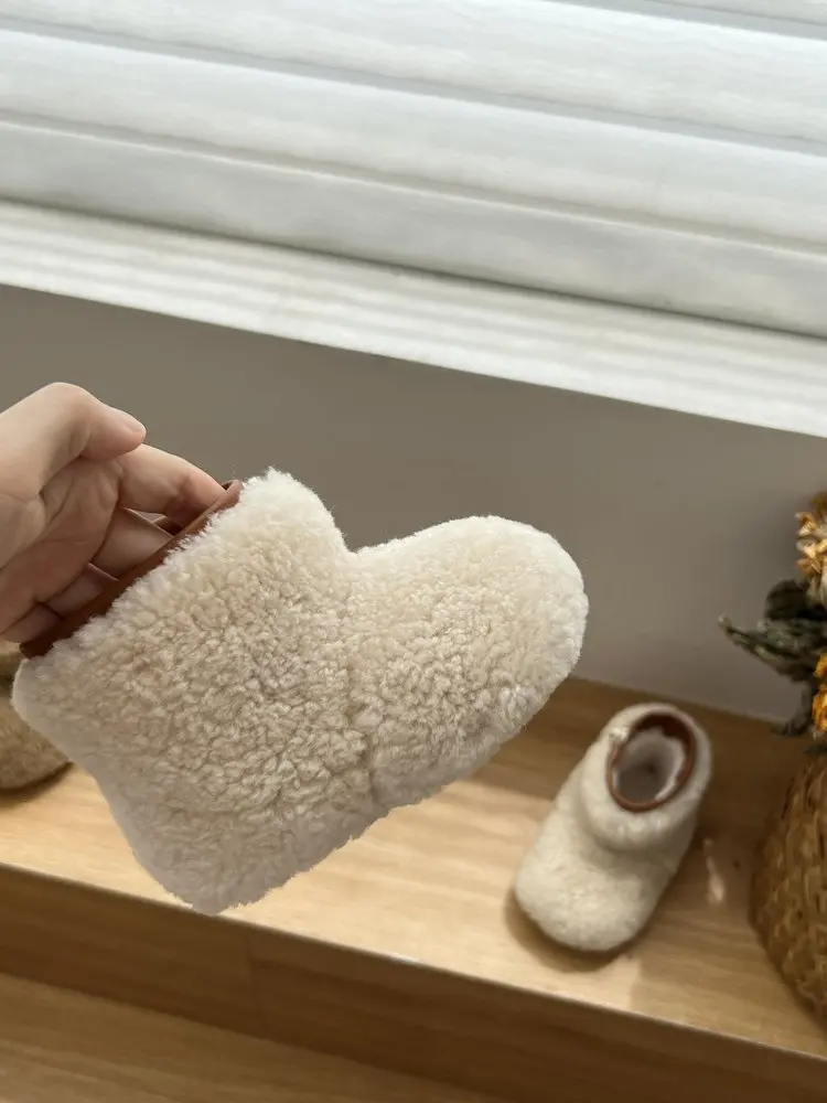 2026 Winter Neue Kinder-Knöchelstiefel Flauschig Warme Plüsch-Kurzstiefel für Jungen und Mädchen Runde Spitze Outdoor-Baumwollschuhe – Detail 9