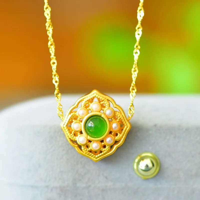 

Copper Inlaid Hetian Jade Exquisite Fashion Women's Pendant