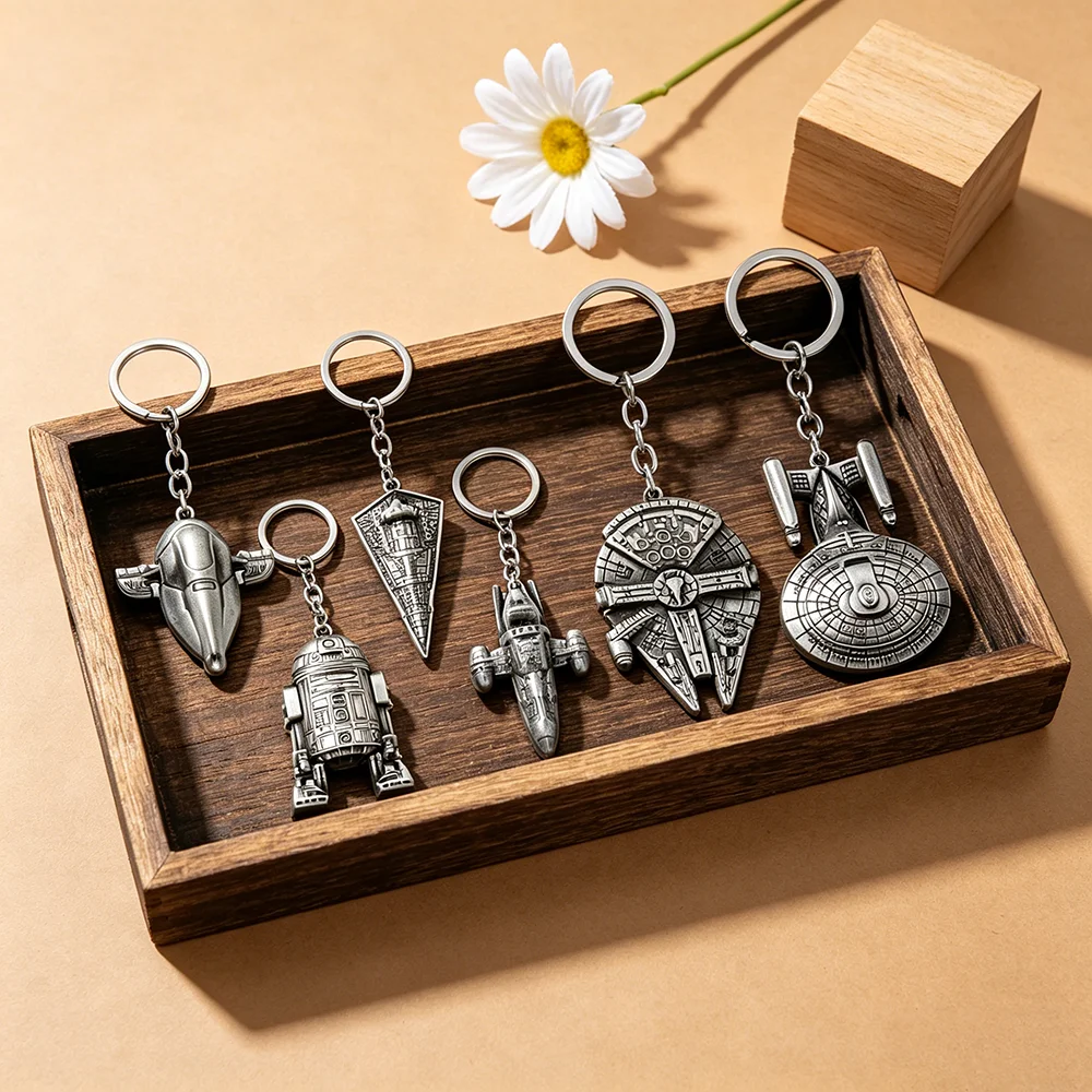 Llavero con Colgante de Nave Espacial R2-D2 Millennium Falcon de Star Wars, Accesorio de Joyería de Moda para Hombre, Regalo con Temática de Película