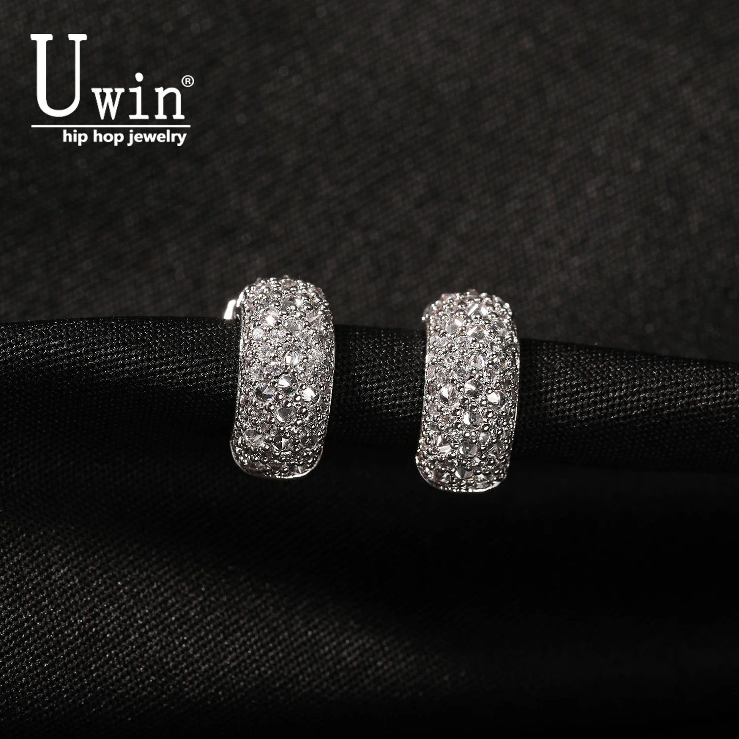 Pendientes de clip Uwin con circonita cúbica irregular, aretes de aro tipo Huggy, joyería de moda, regalo para hombres y mujeres