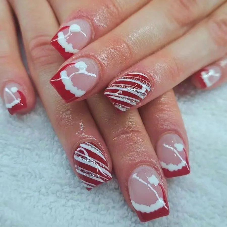24Pcs Christmas Tree Design False Nails Red Green White Striped Snowflake Nails Press on Shiny Powder Square Reusable Fake Nail