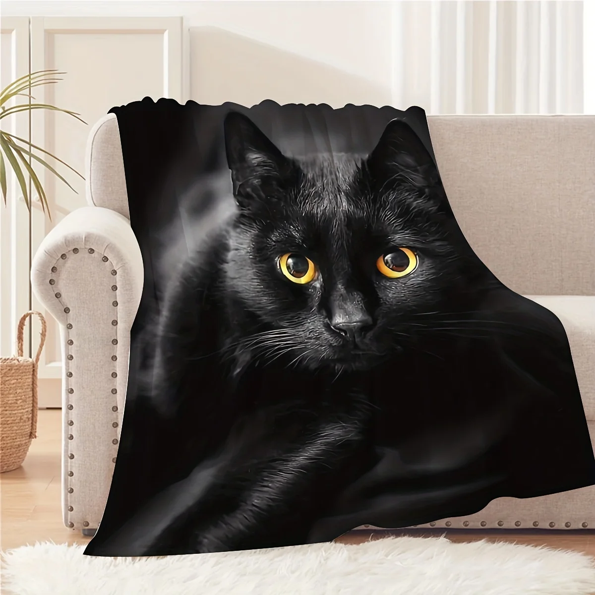 

Black Cat Flannel Blanket – Soft Warm All-Season Throw – Halloween Gift for Sofa Bed Camping – Vibrant Yellow Eyes Design