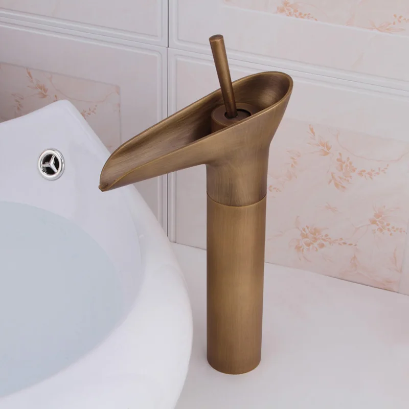 

Classic Basin Faucet Antique Style Waterfall Bathroom Faucet Hot and Cold Faucet Bronze Single Hole Goblet Type Water Tap