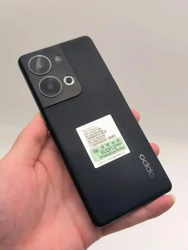 هاتف OPPO Reno 9 Pro+ 5G الذكي CPU Qualcomm Snapdragon 8+ Gen1 Scree 6.7 بوصة 2412x1080px 4700mAh هاتف مستعمل