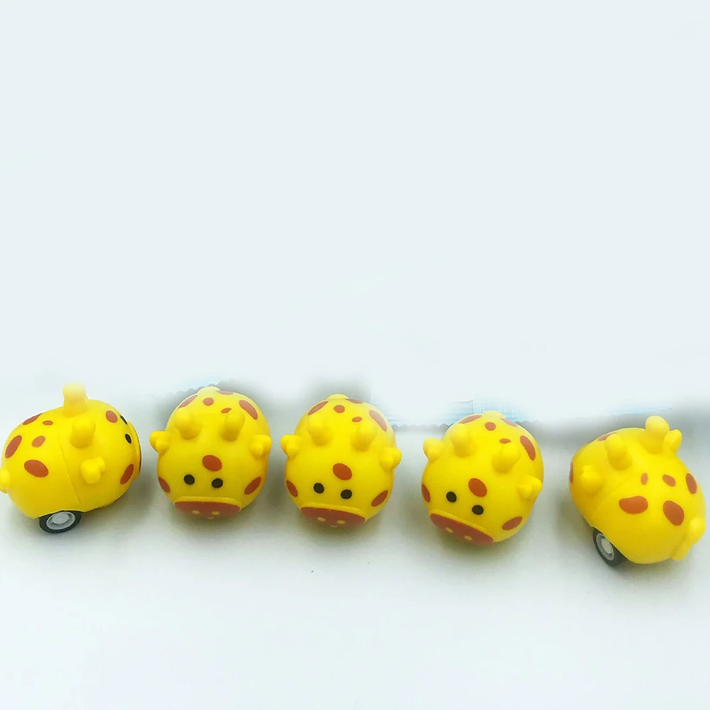 

12pcs Cartoon Giraffe Pull Back Inertia Car Mini Vehicle Kids Play Bright Colors Flexible Hand Eye Coordination Creative