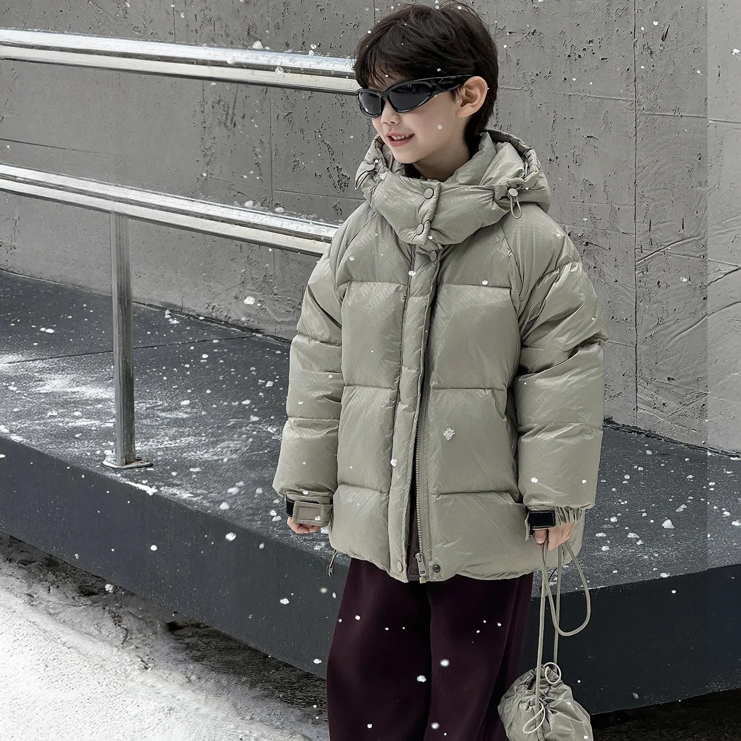 

2025 New Boys' Down Jacket Children's Winter White Duck Down Warm Jacket