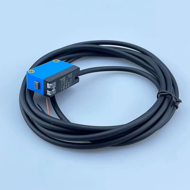 Suitable for CCD Vision Photoelectric Switch Sensor To Detect Transparent and Non-transparent All Object Switches PM-CCD30N