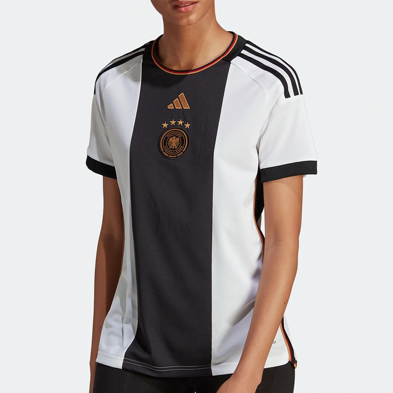 

Женская домашняя футболка Adidas Originals для болельщиц сборной Германии на чемпионате мира HF1474